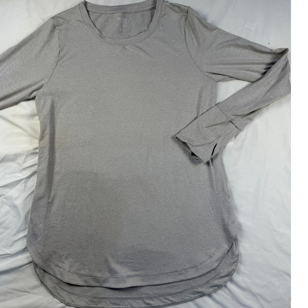 Athleta‎ Gray Long Sleeve Athletic Workout Top Thumbholes Curved Hem M G